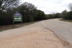 Entree-du-parking-la-salamandre